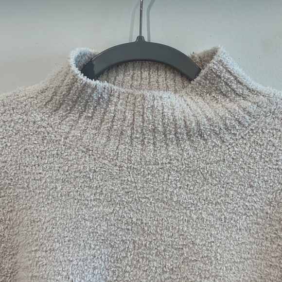 *SOLD* Super Cozy Matching Set - Picture 3 of 5